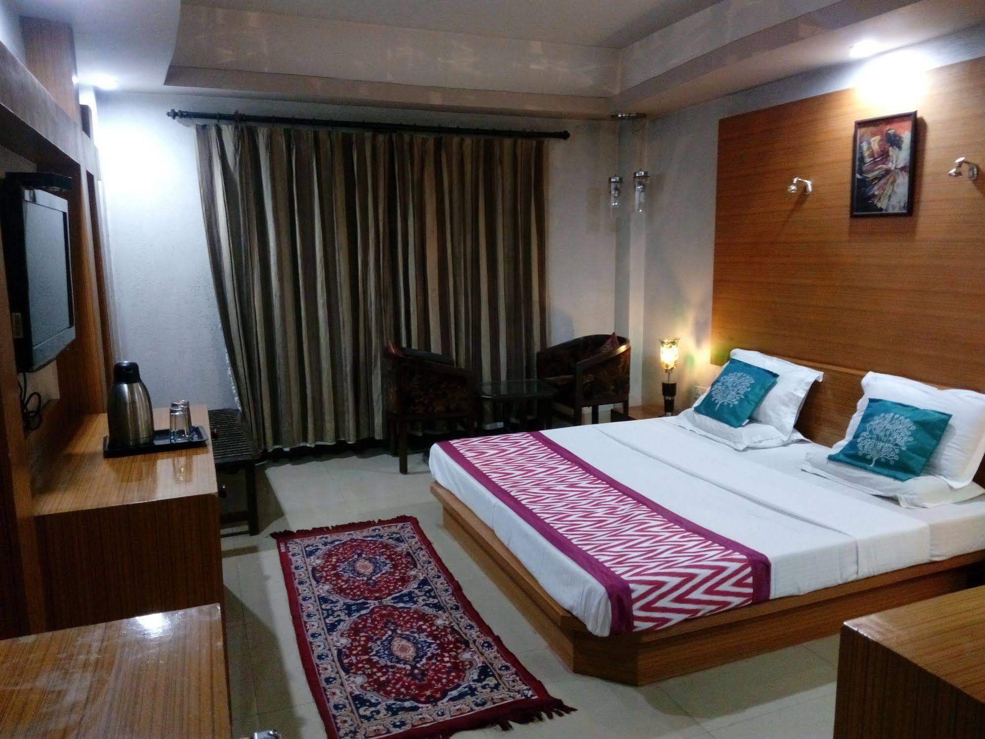 Hotel Snow Princess Manali  Exterior photo